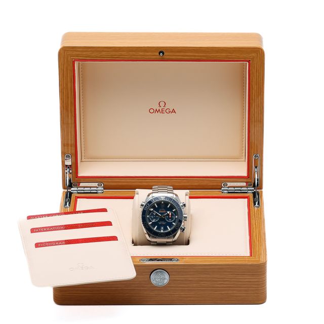 Omega Planet Ocean 215.30.46.51.03.001 Image 7